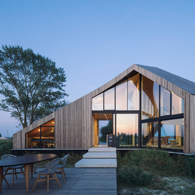 Welke voordelen biedt de toepassing van hout in de bouw?